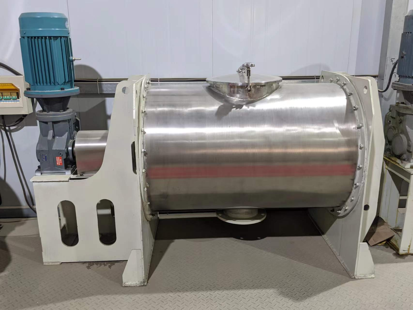 混合機的液壓系統保養